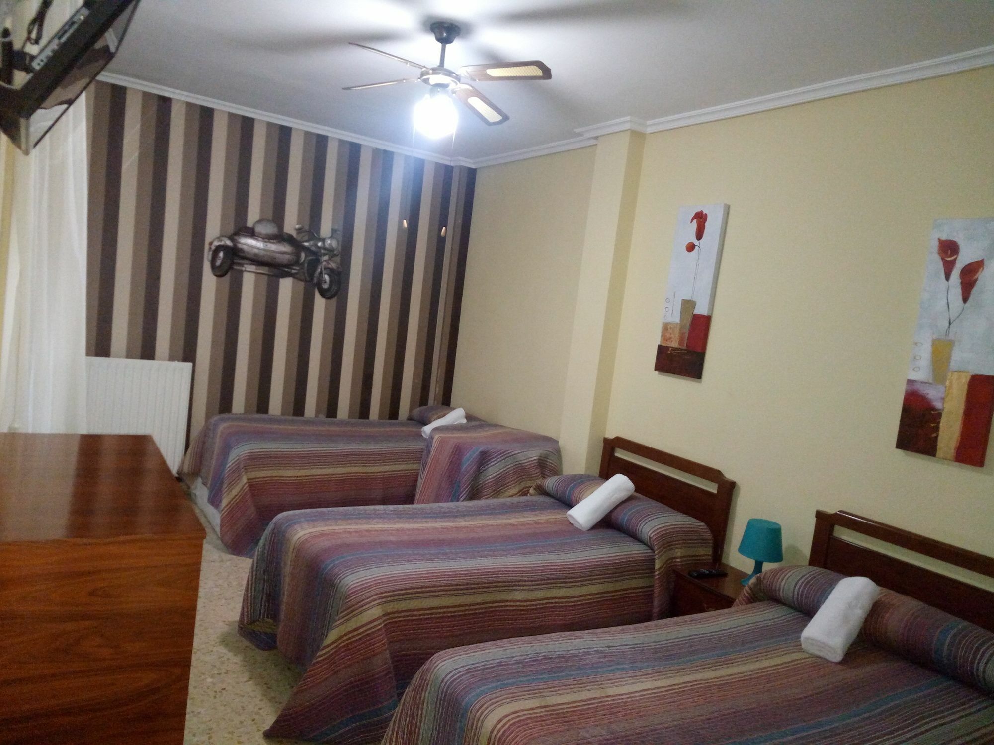 Pension Cinco Villas Logrono Bagian luar foto
