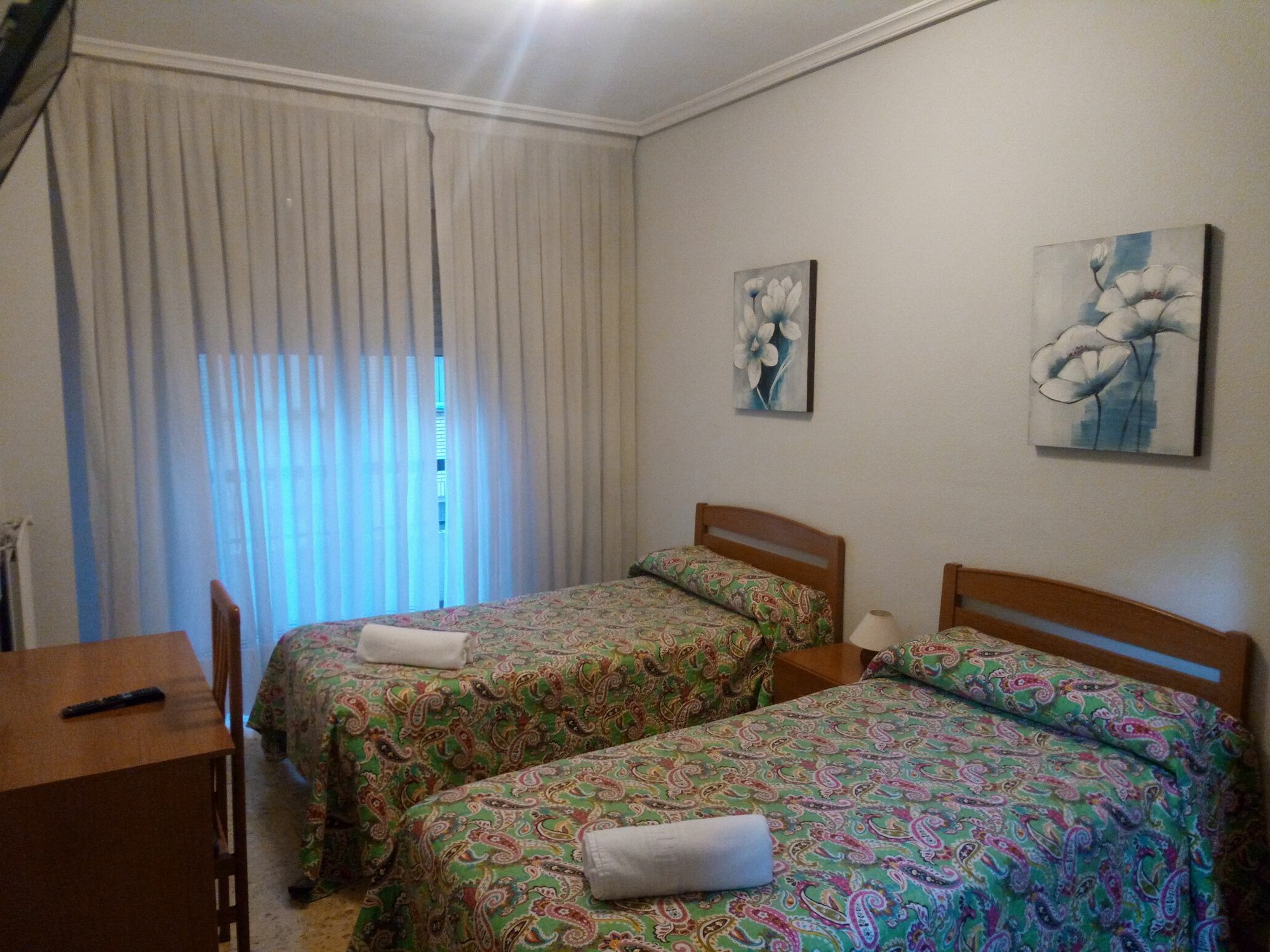 Pension Cinco Villas Logrono Bagian luar foto